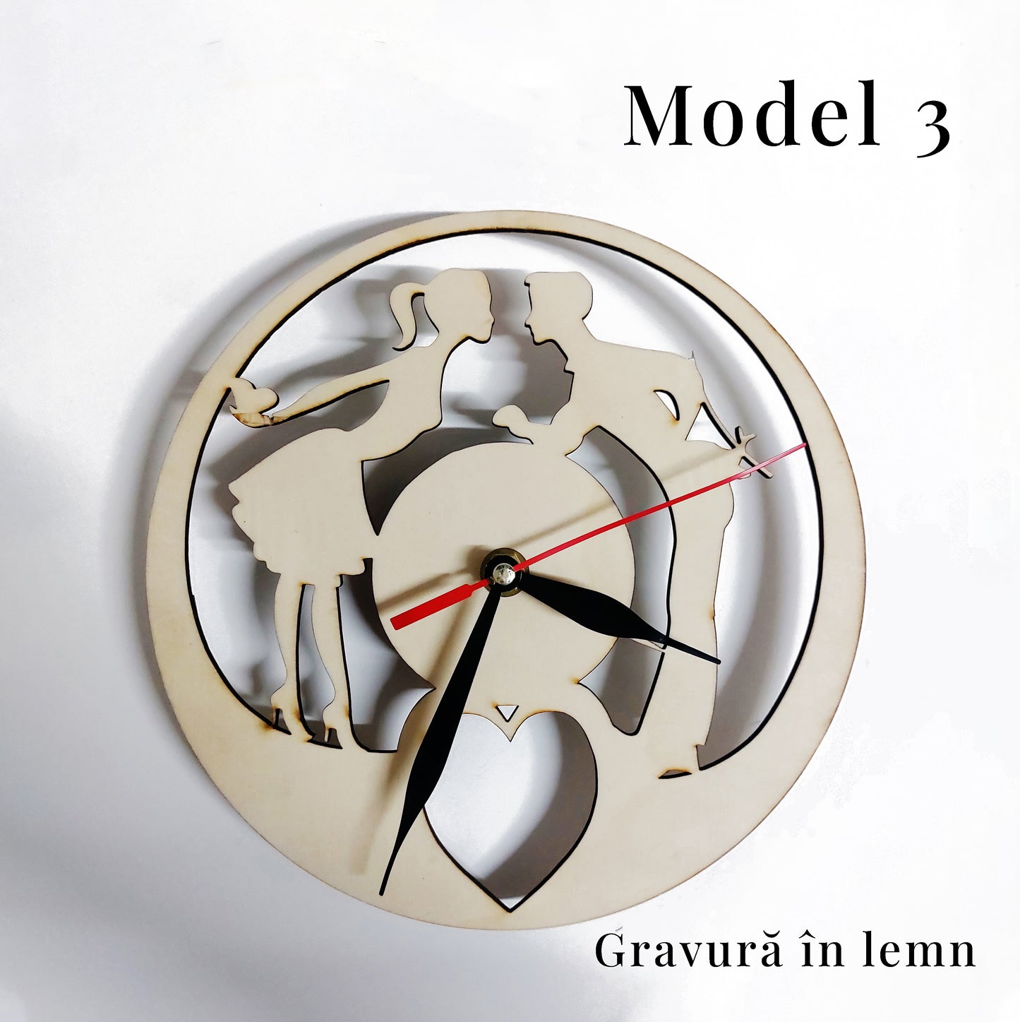 Ceas de perete personalizat