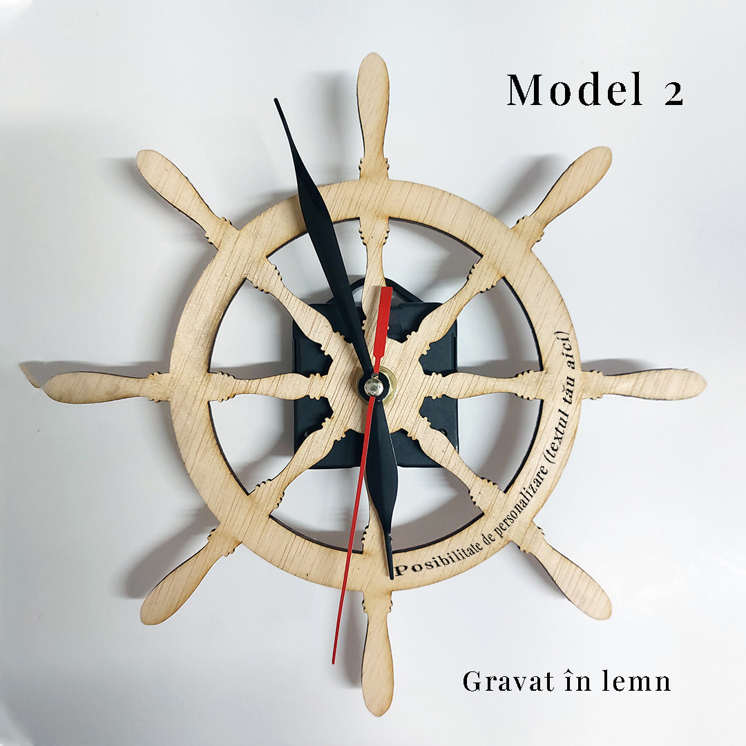 Ceas de perete personalizat